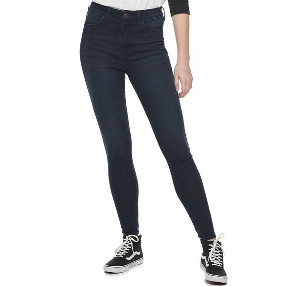 SO® Super High-Rise Ultimate Jegging Size 9 - Picture 1 of 10